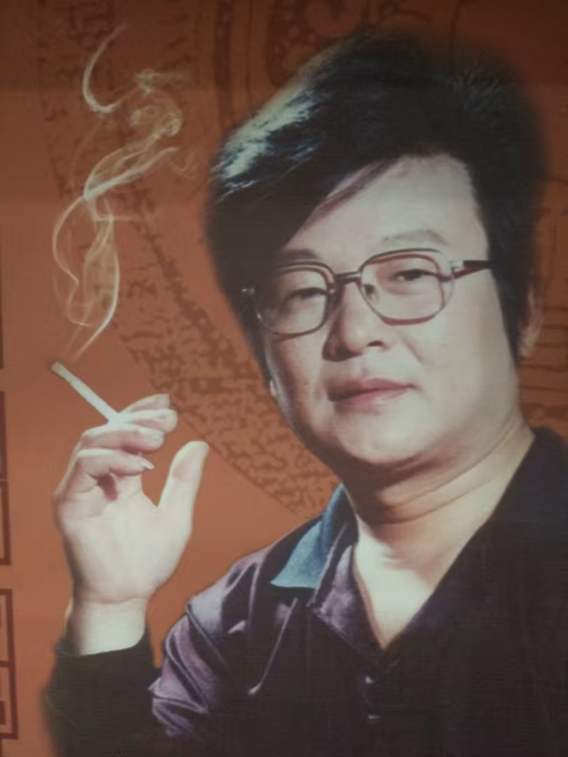黄盛艺术展销店铺