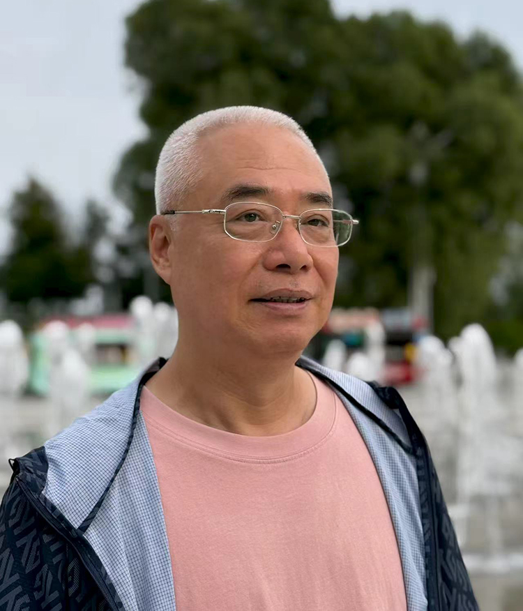 梁鑫岐艺术展销店铺